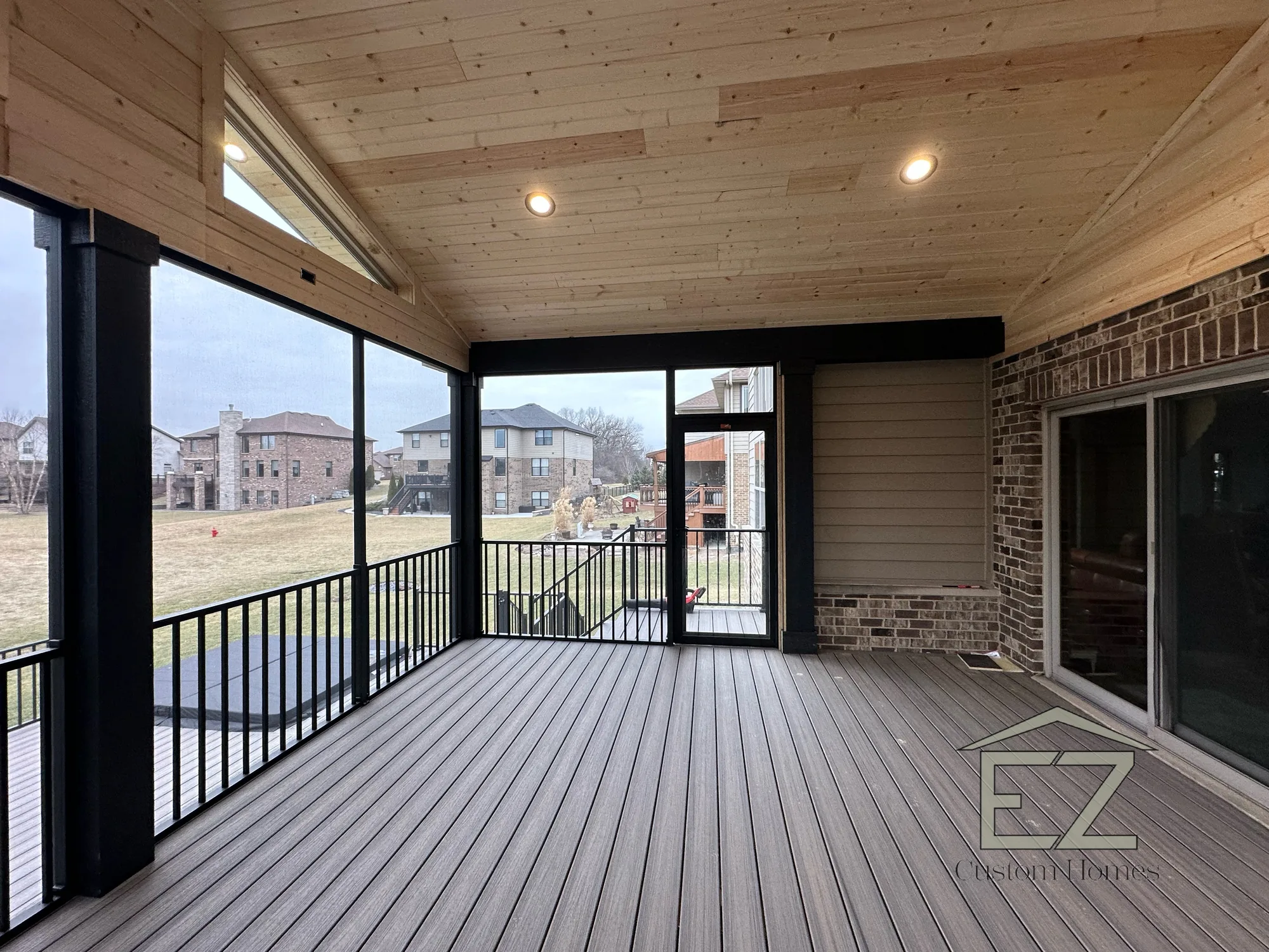 Composite deck built by EZ Custom Homes in New Lenox, IL