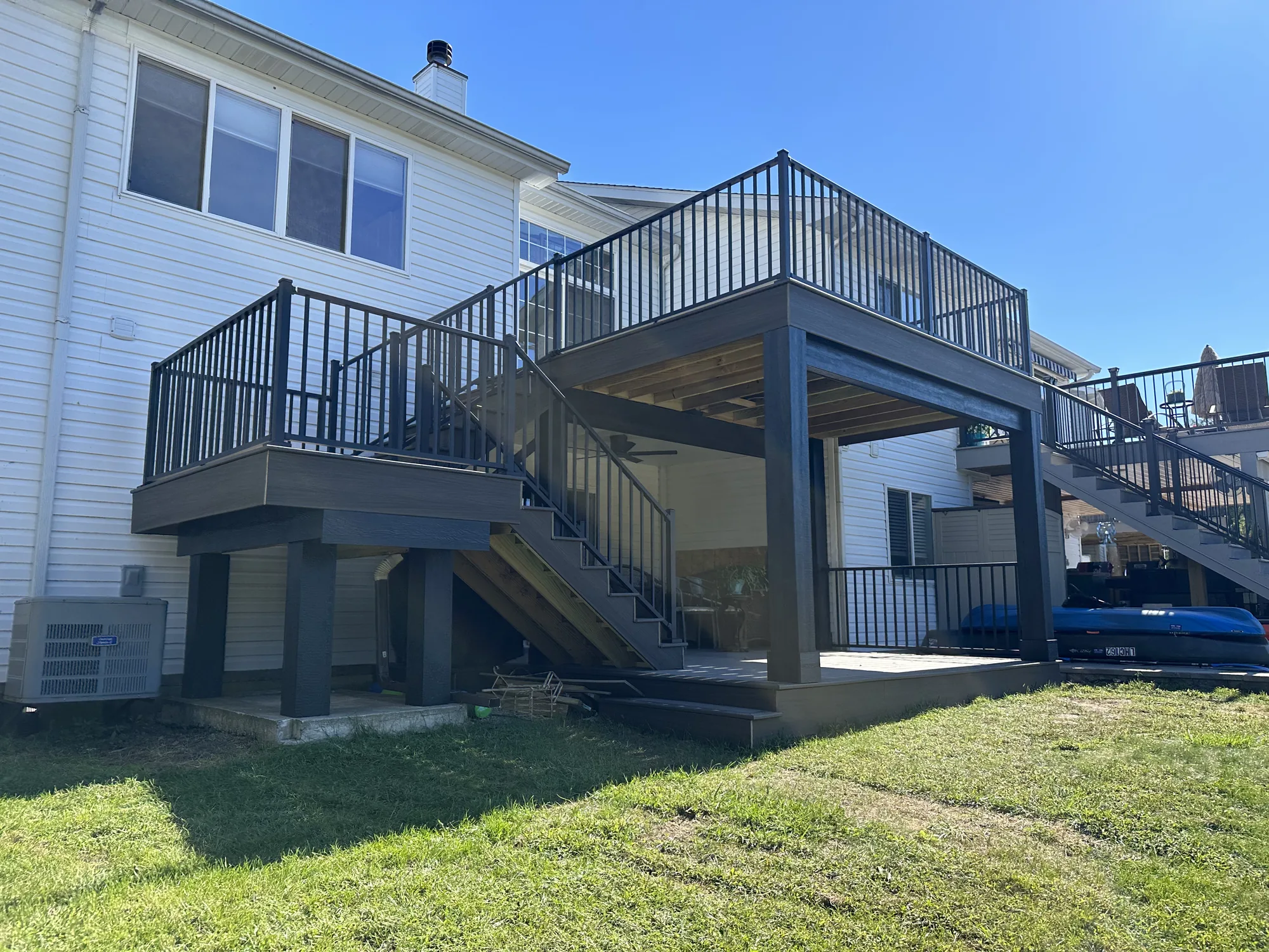 Composite deck built by EZ Custom Homes in New Lenox, IL