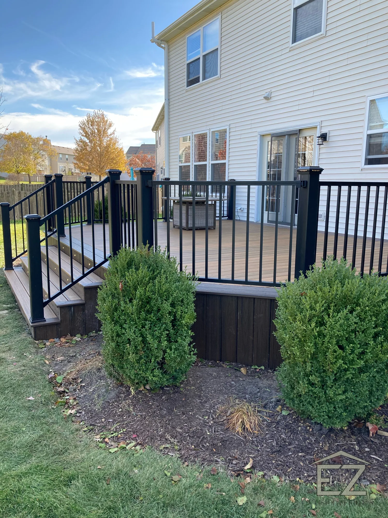 Composite deck built by EZ Custom Homes in New Lenox, IL