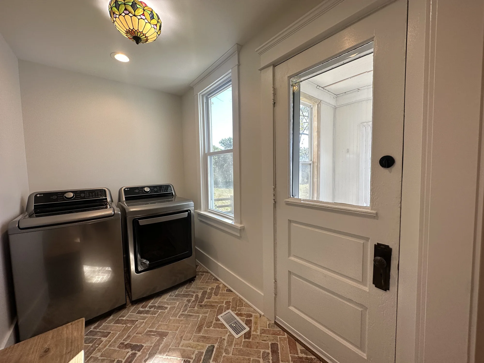 Kitchen remodel by EZ Custom Homes in New Lenox, IL